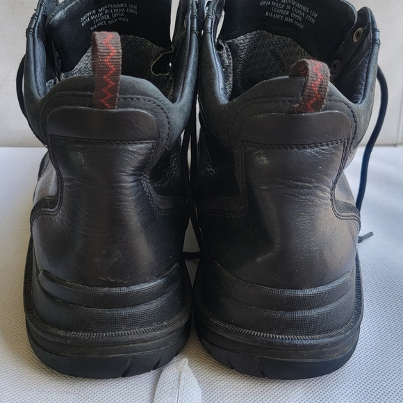 MEN'S CLARKS BLACK LEATHER GORE-TEX SHOE BOOTS (sz 12m) - Picture 3 of 7